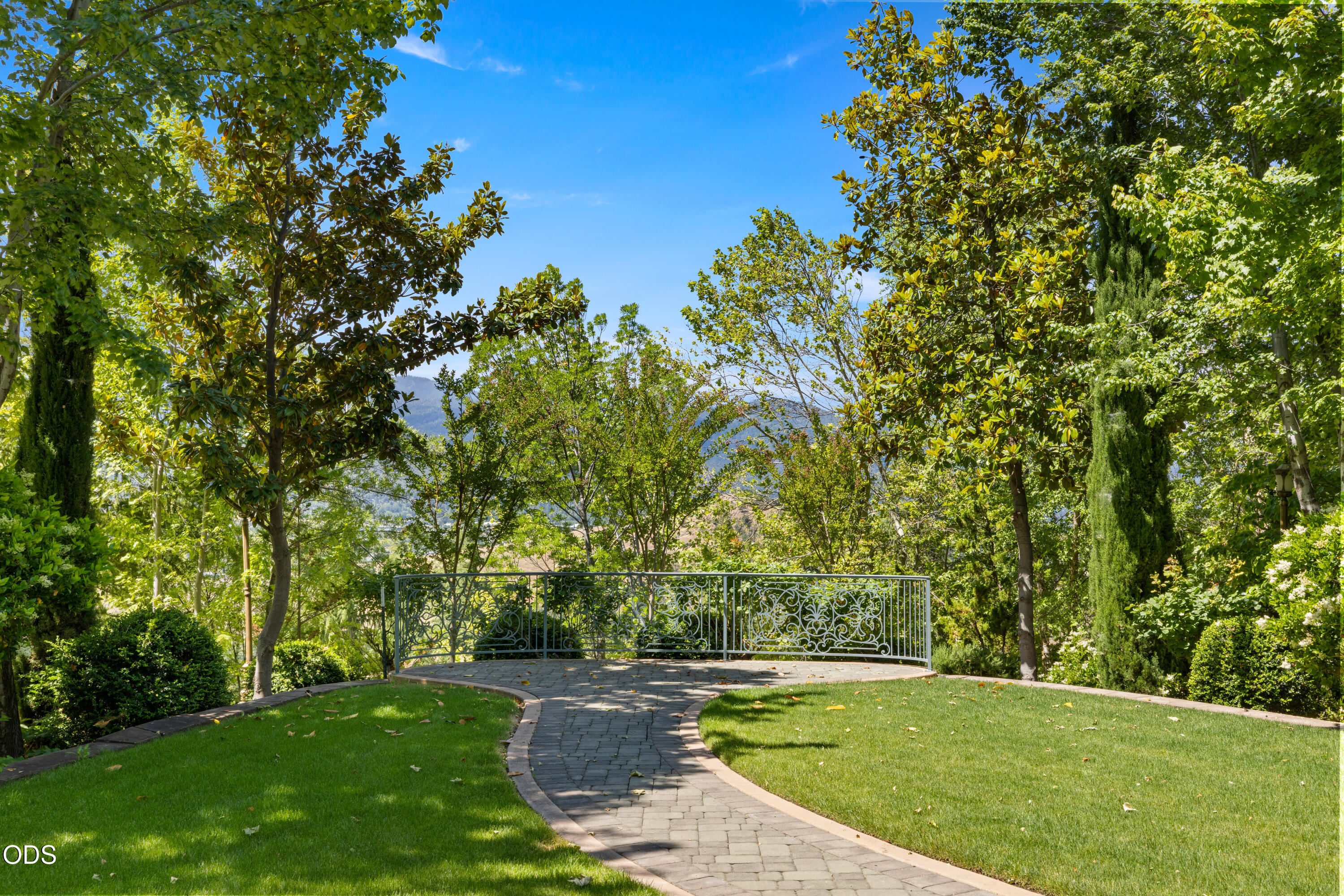 200 Belle Fiore Lane