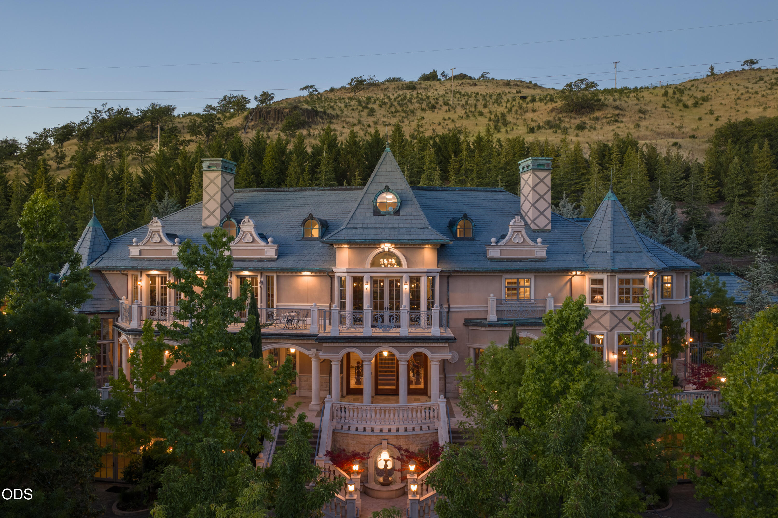 200 Belle Fiore Lane