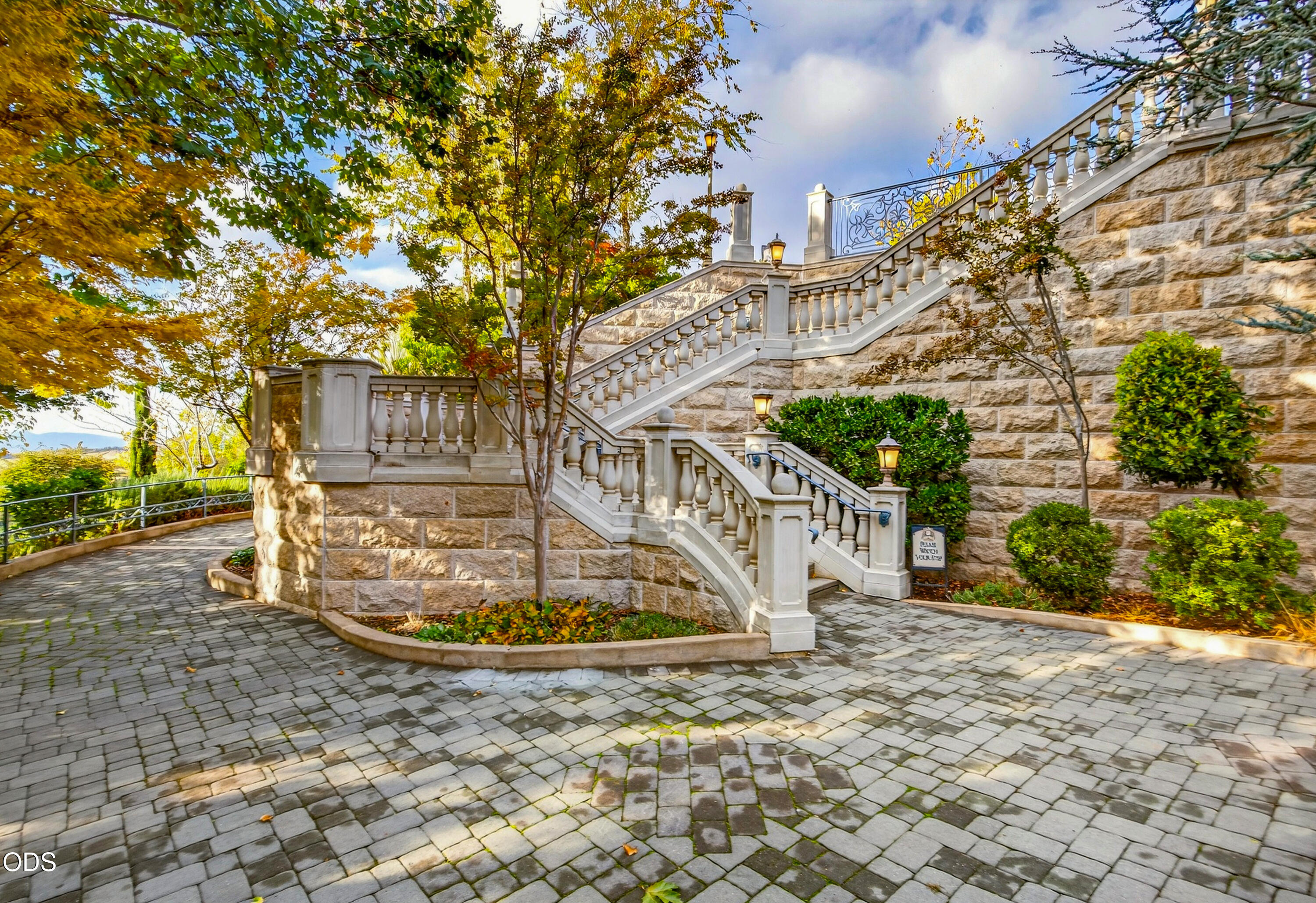 200 Belle Fiore Lane