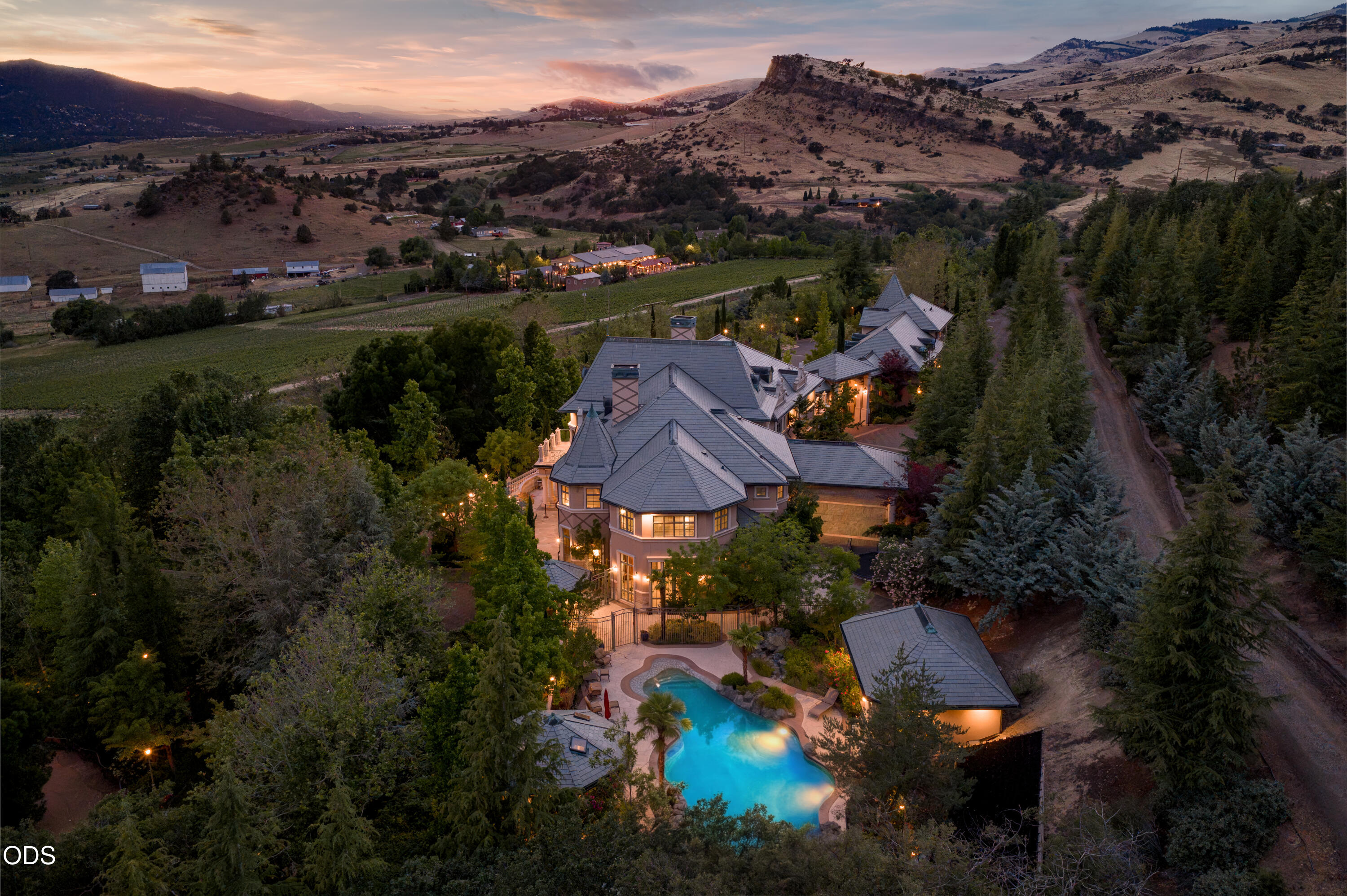 200 Belle Fiore Lane
