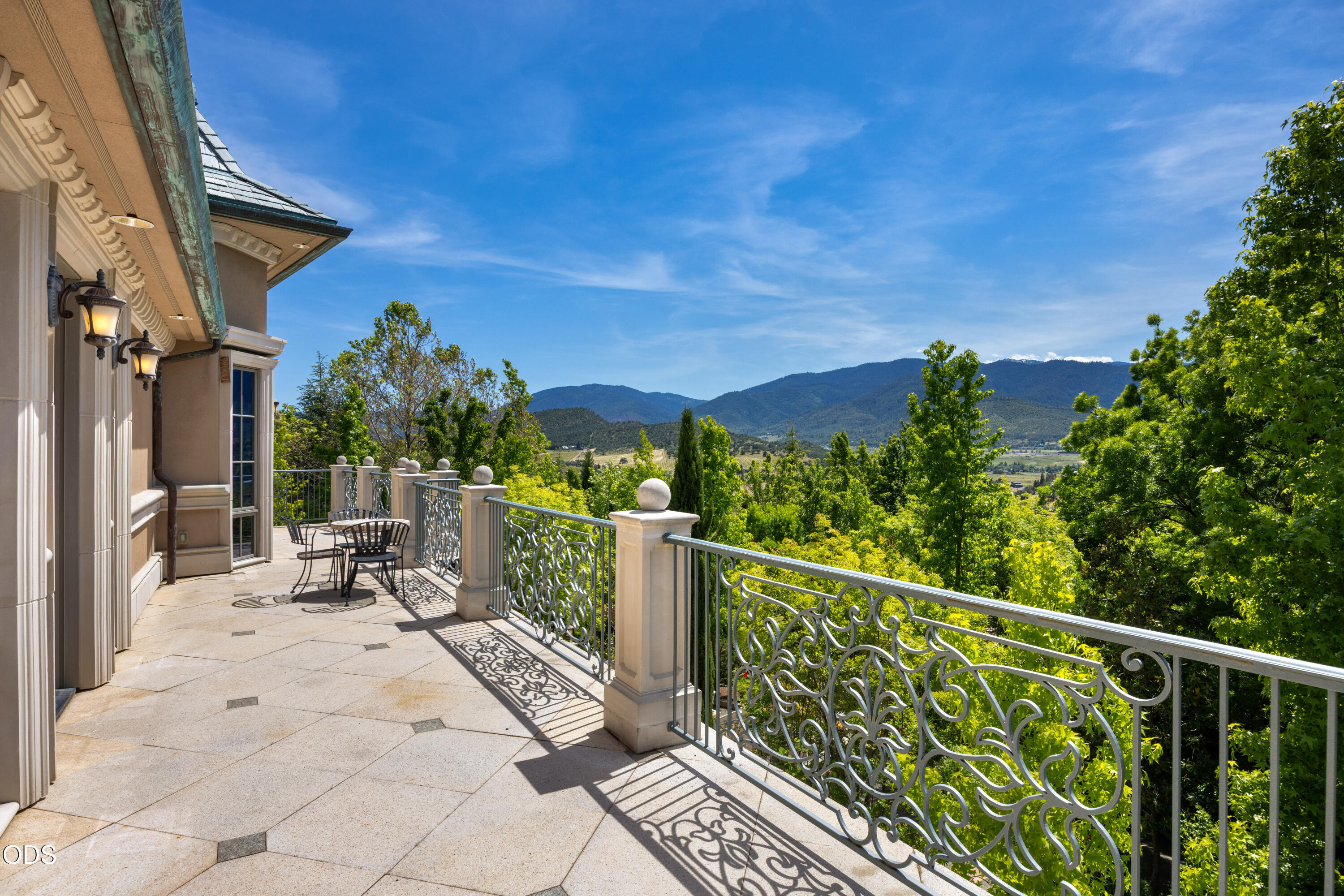 200 Belle Fiore Lane