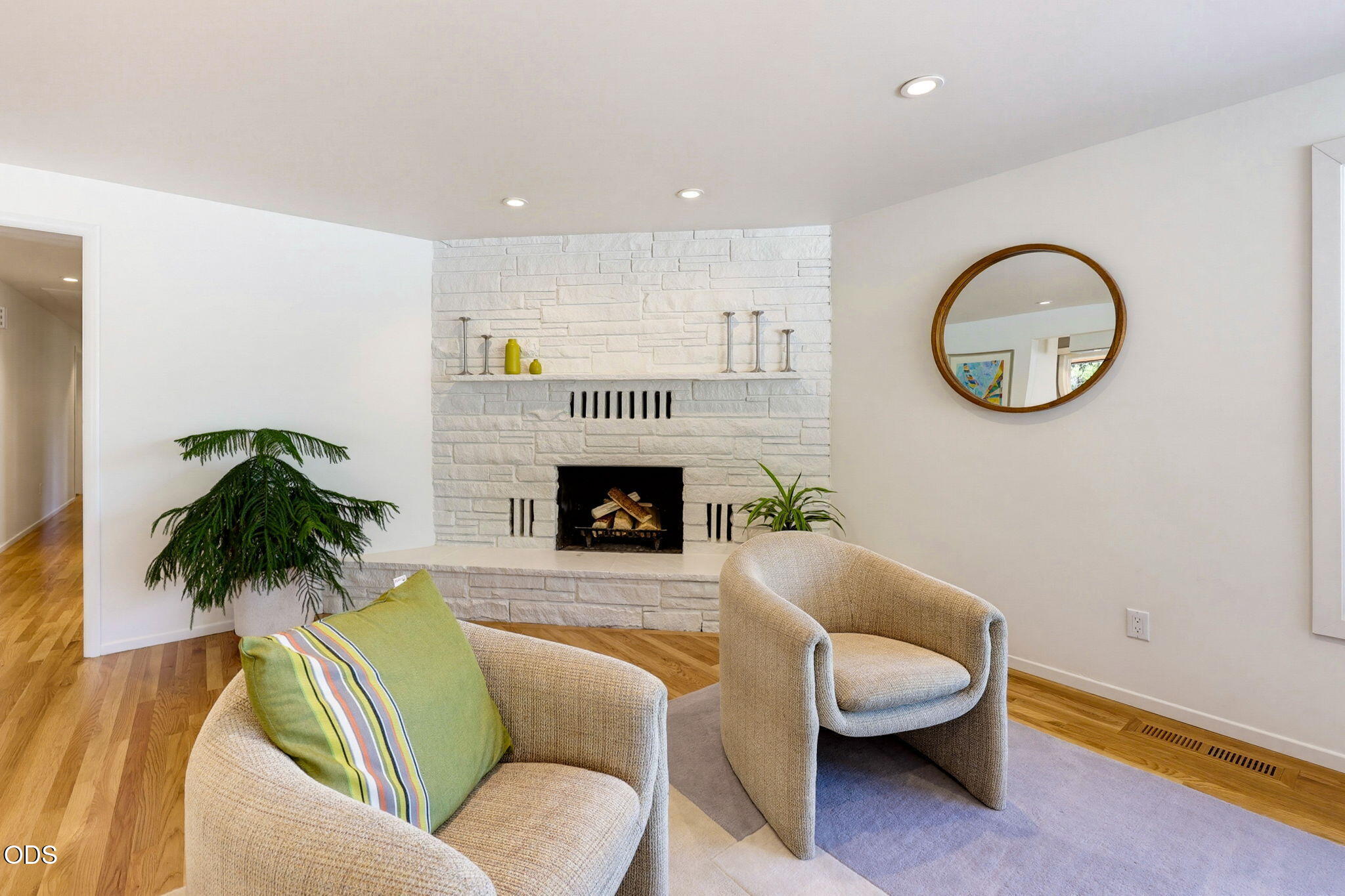 565 Altamont Street
