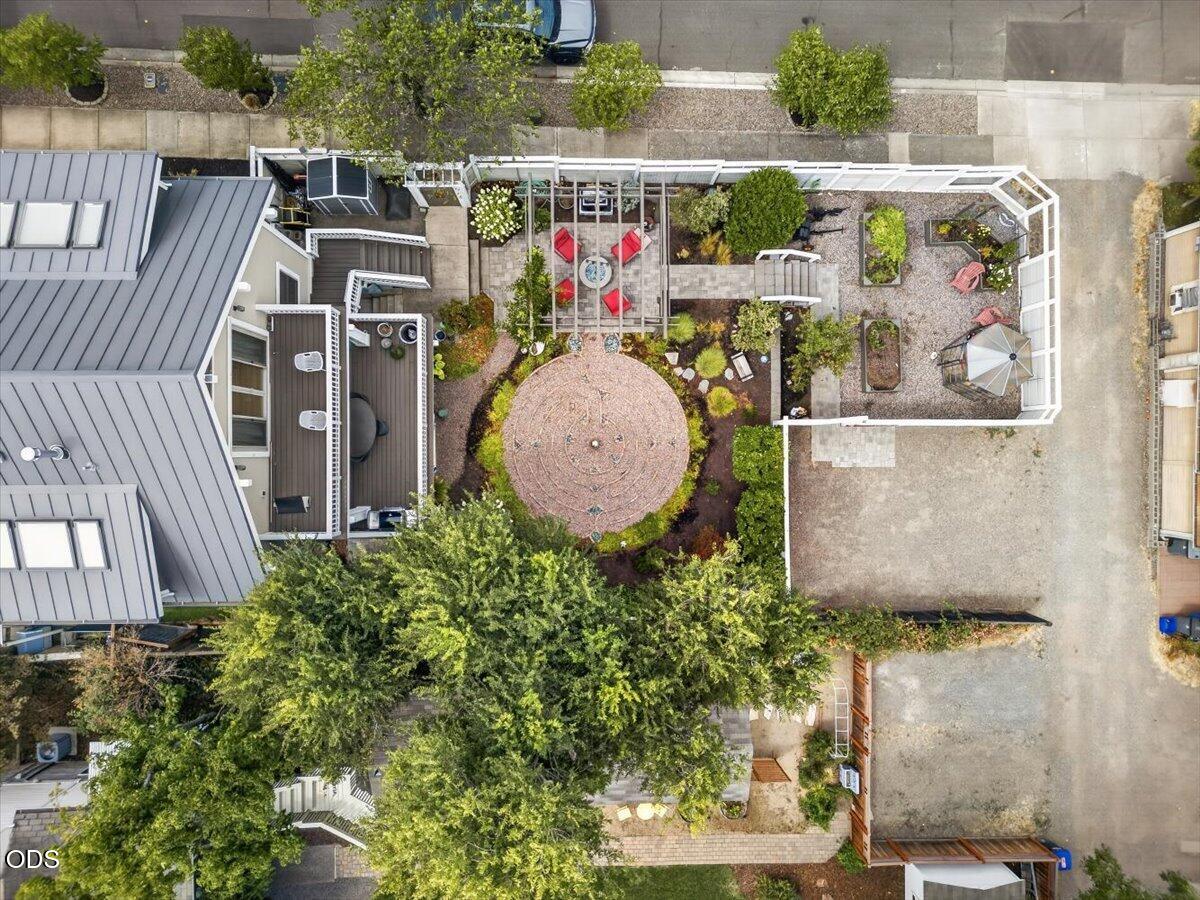533 Fairview Street