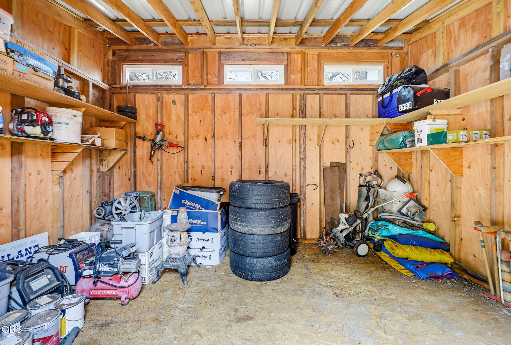 2590 Siskiyou Highway