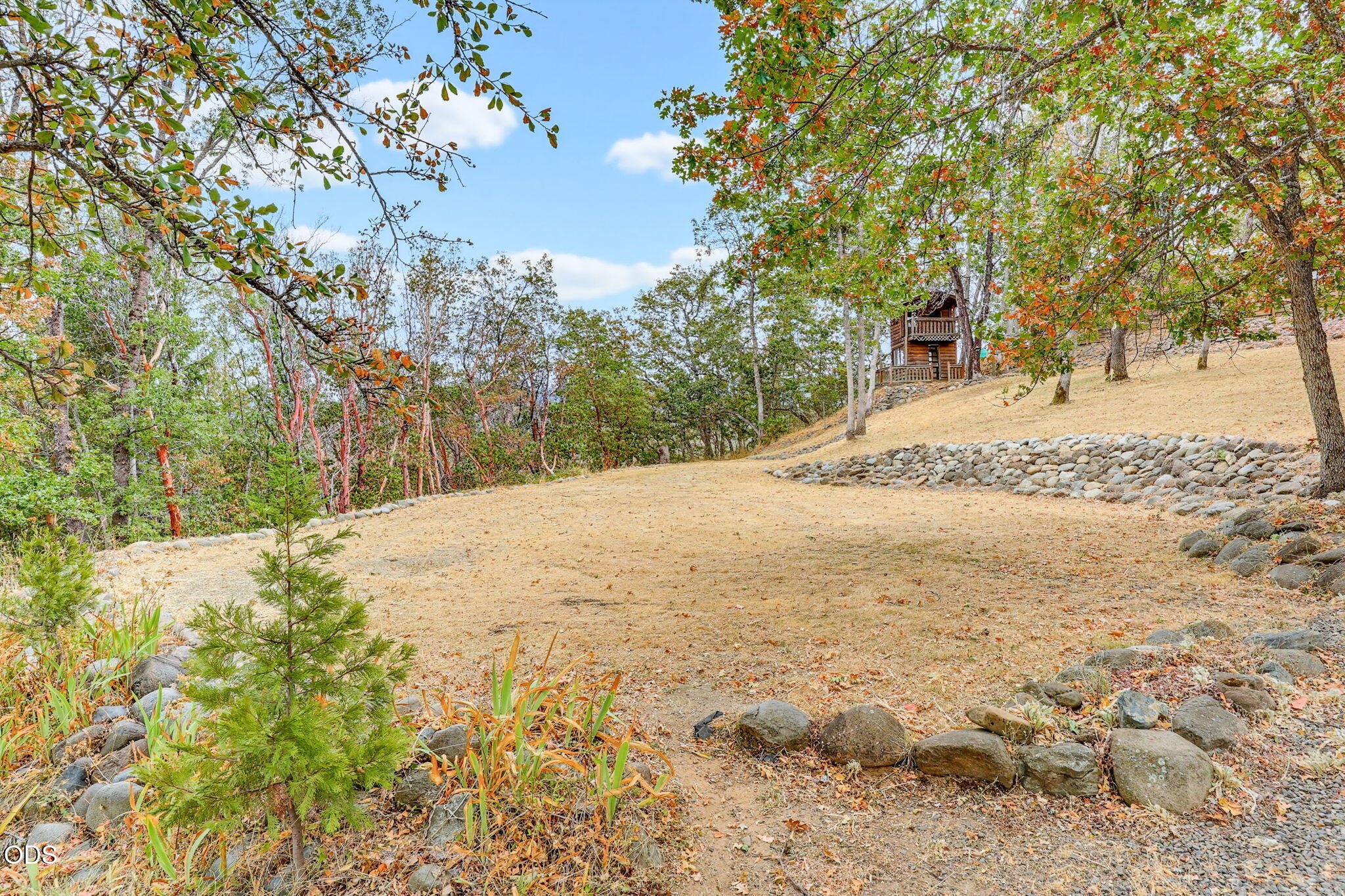 2590 Siskiyou Highway