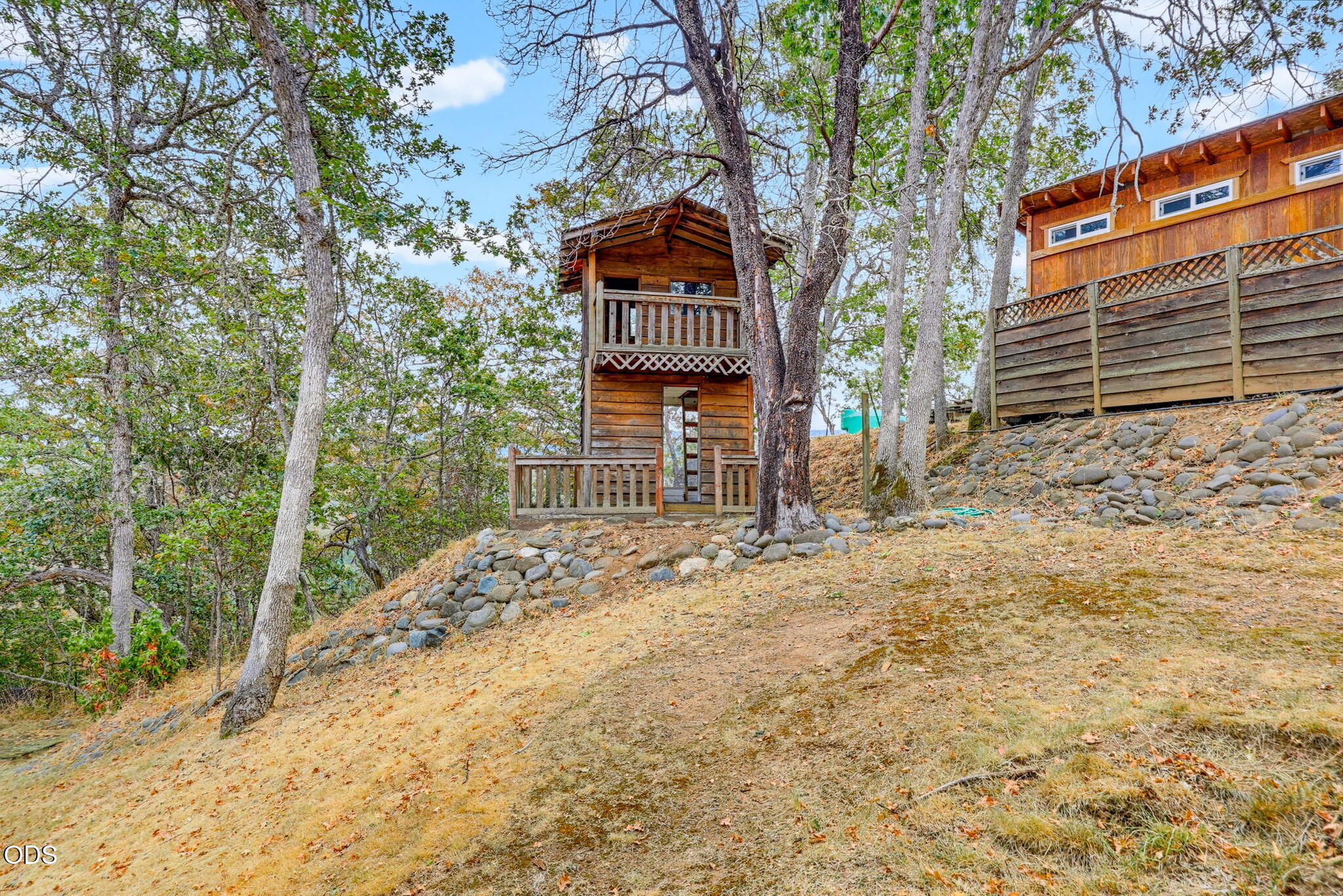 2590 Siskiyou Highway