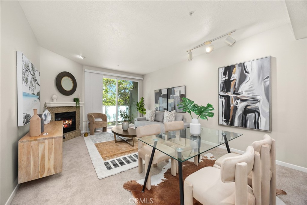 160 S Hudson Avenue 311