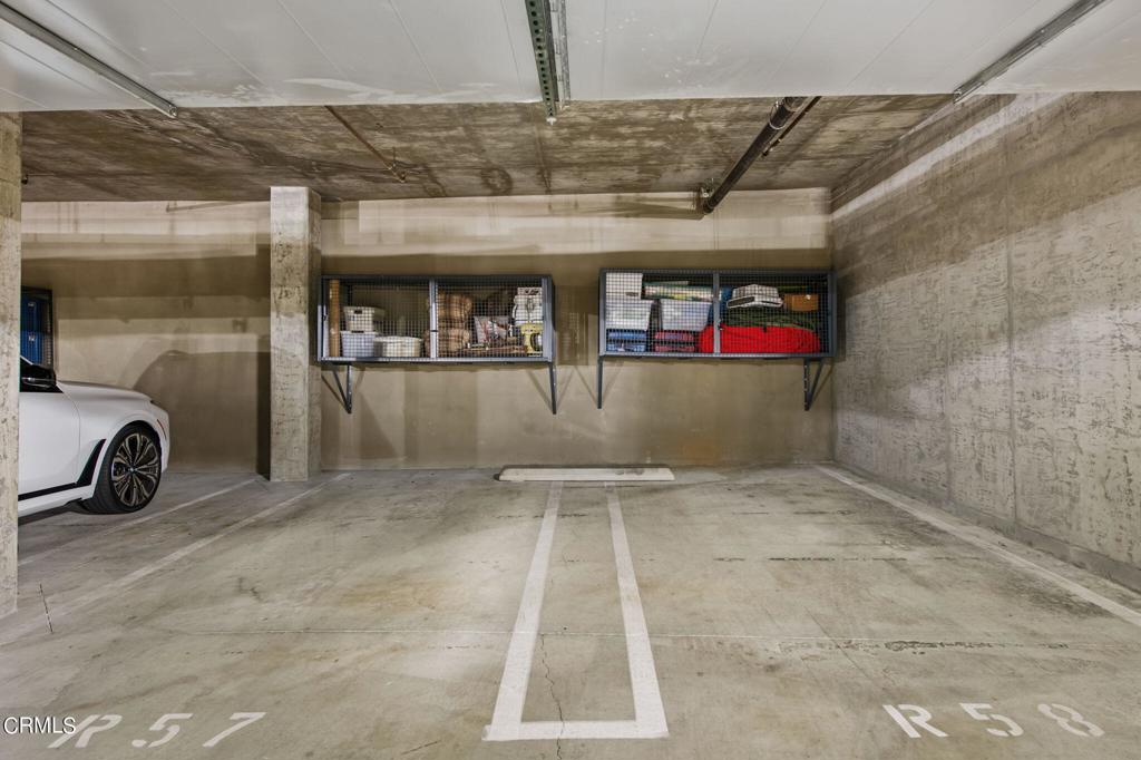 840 E Green Street Unit: 215