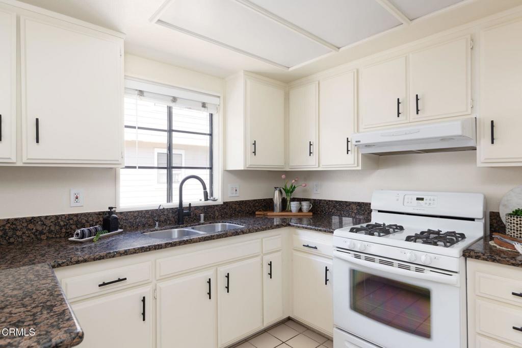 883 Magnolia Avenue 29