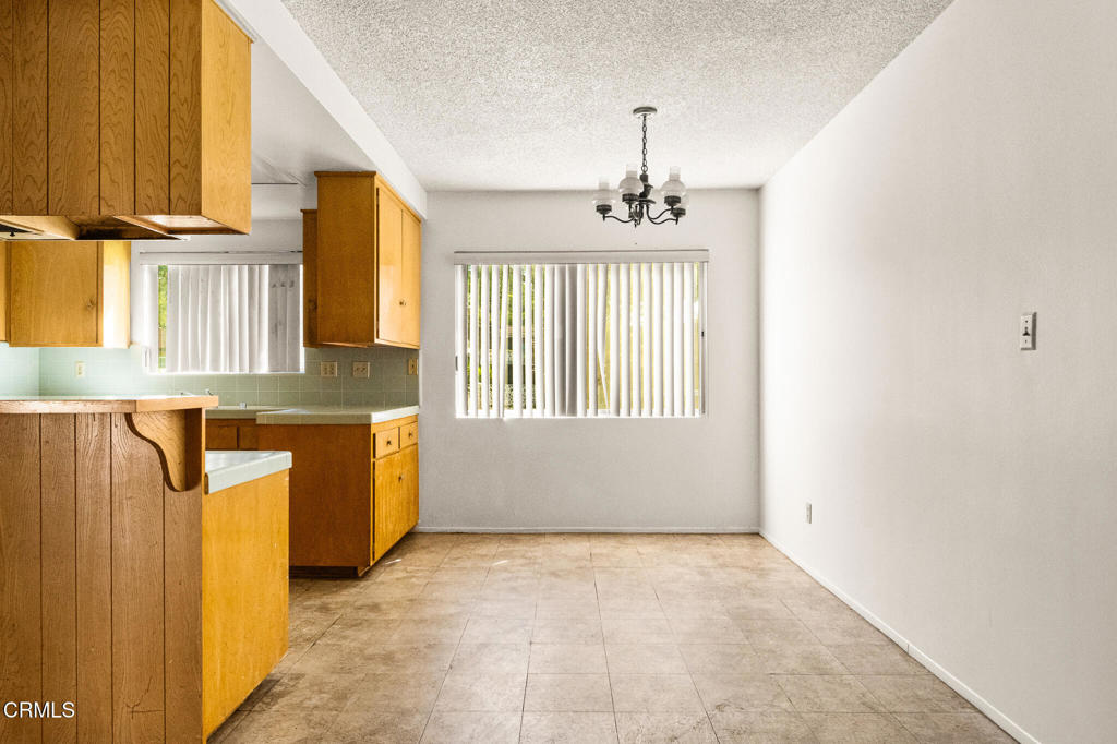 603 Park Rose Avenue