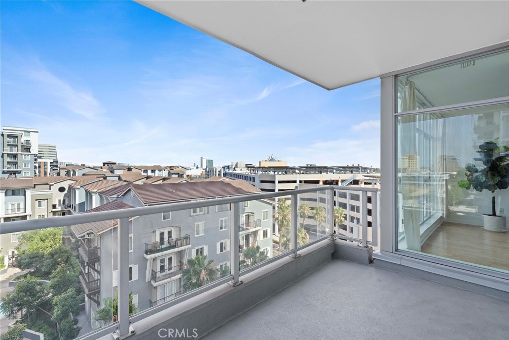 411 W Seaside Way 601