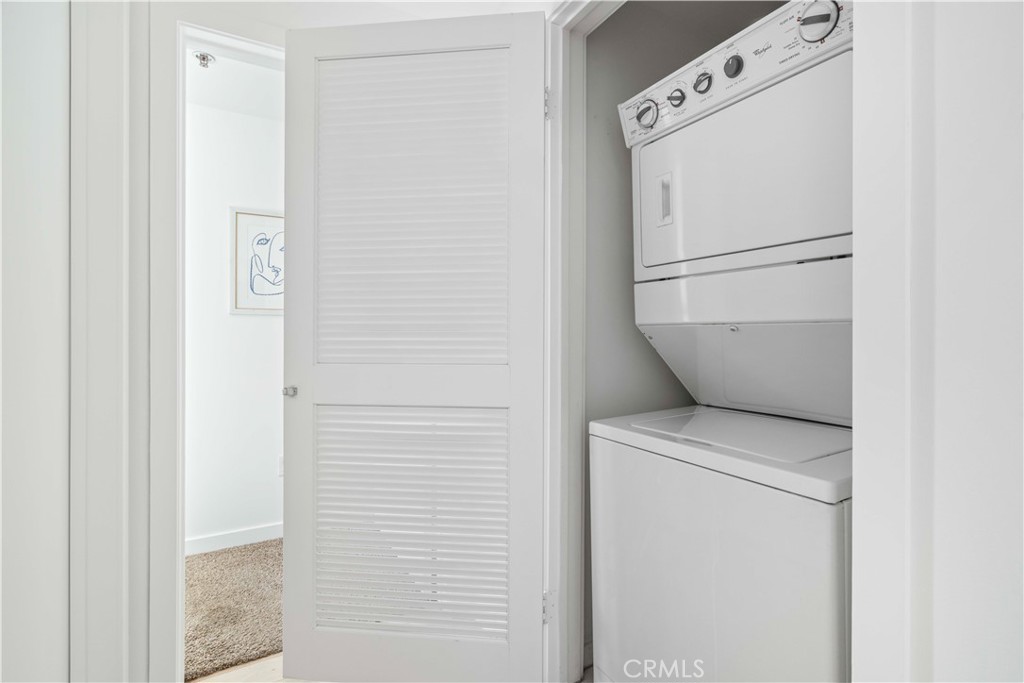 411 W Seaside Way 601