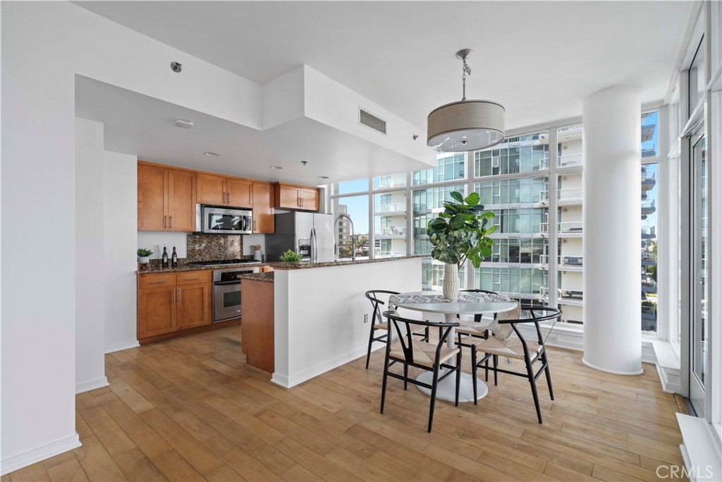 411 W Seaside Way 601