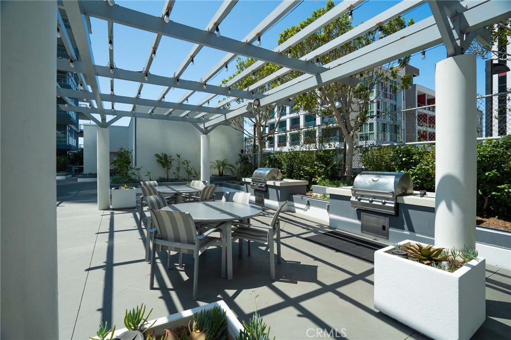 411 W Seaside Way 601