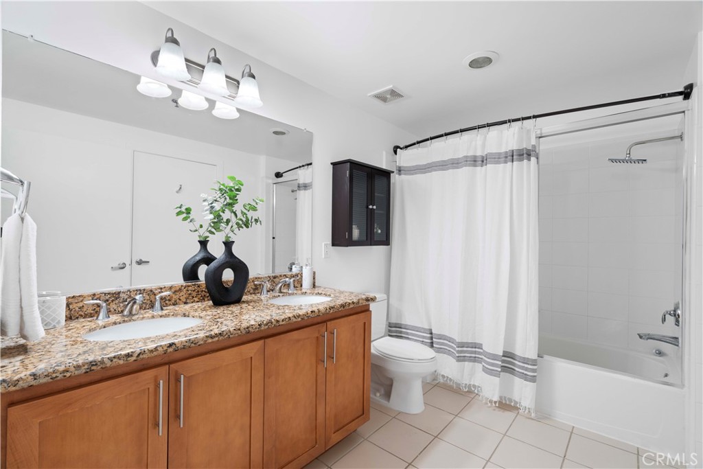 411 W Seaside Way 601