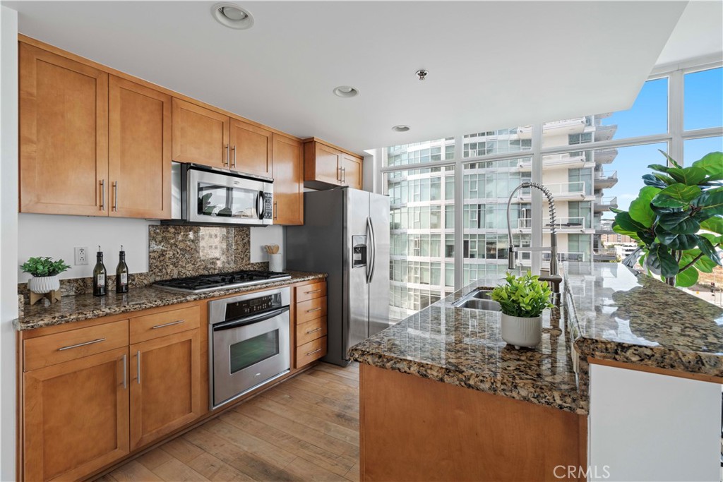 411 W Seaside Way 601