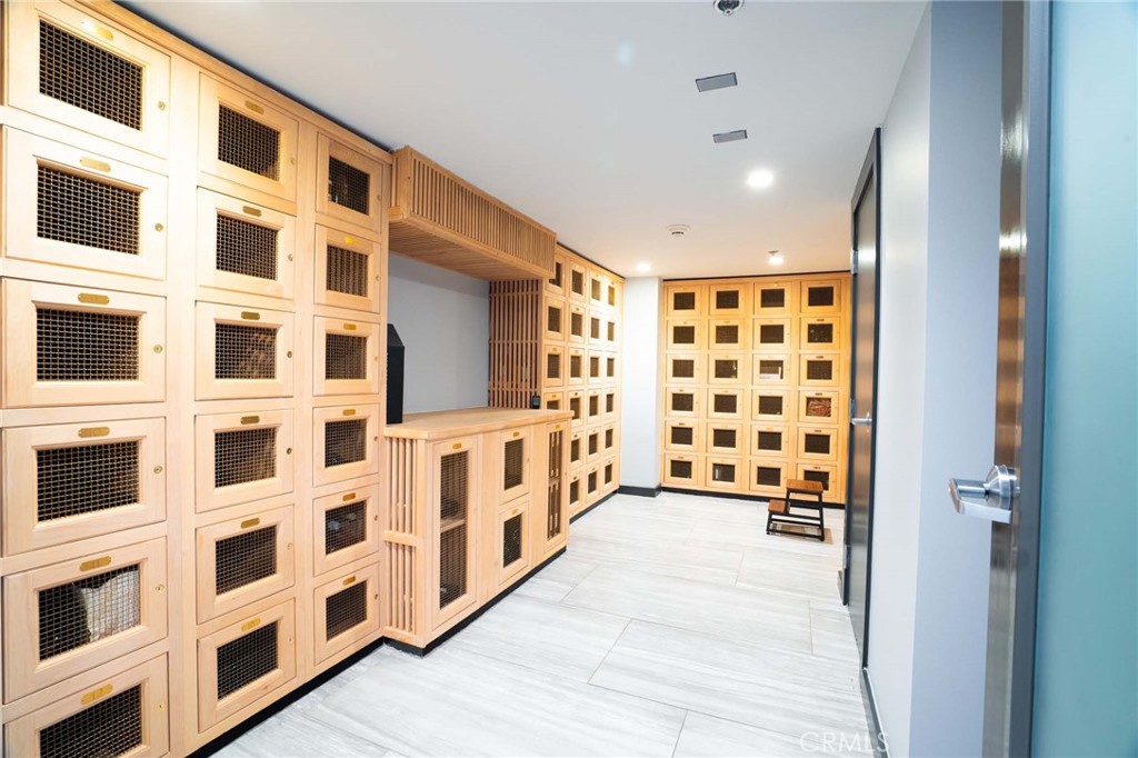 411 W Seaside Way 601