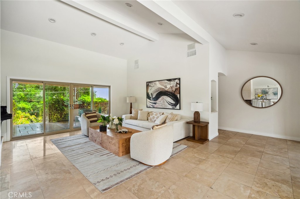 3336 Villa Mesa Road