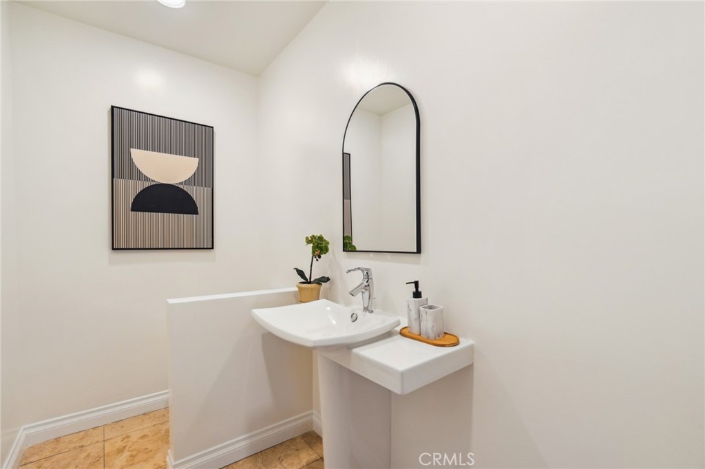 3336 Villa Mesa Road