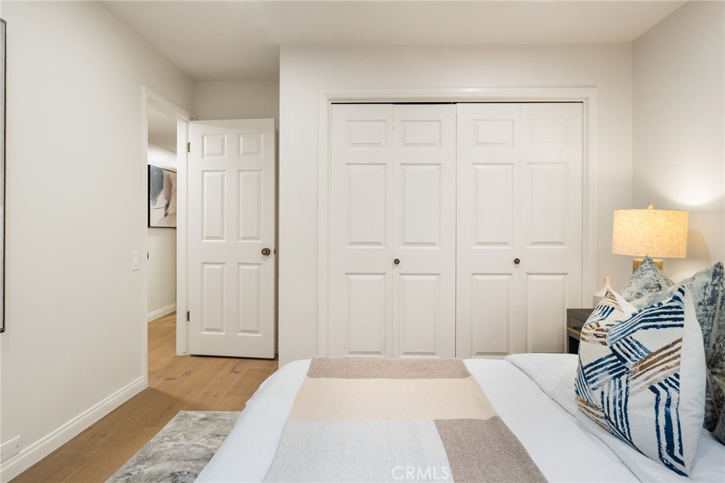 534 S Oak Knoll Ave 103