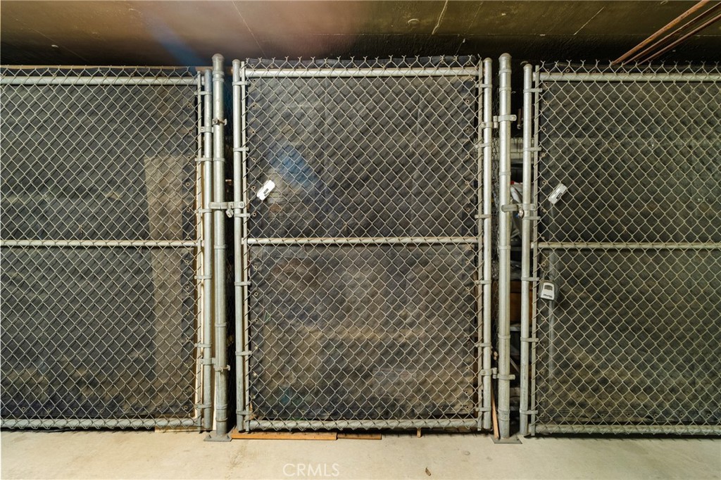 534 S Oak Knoll Ave 103