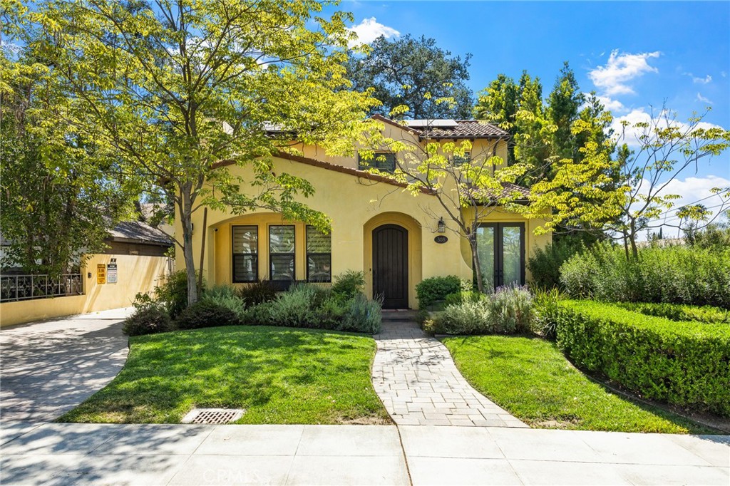 308 N Oak