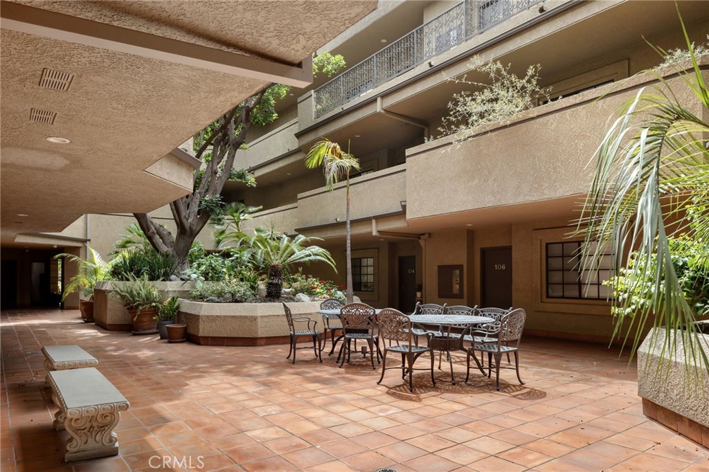 221 S Oak Knoll Avenue 308