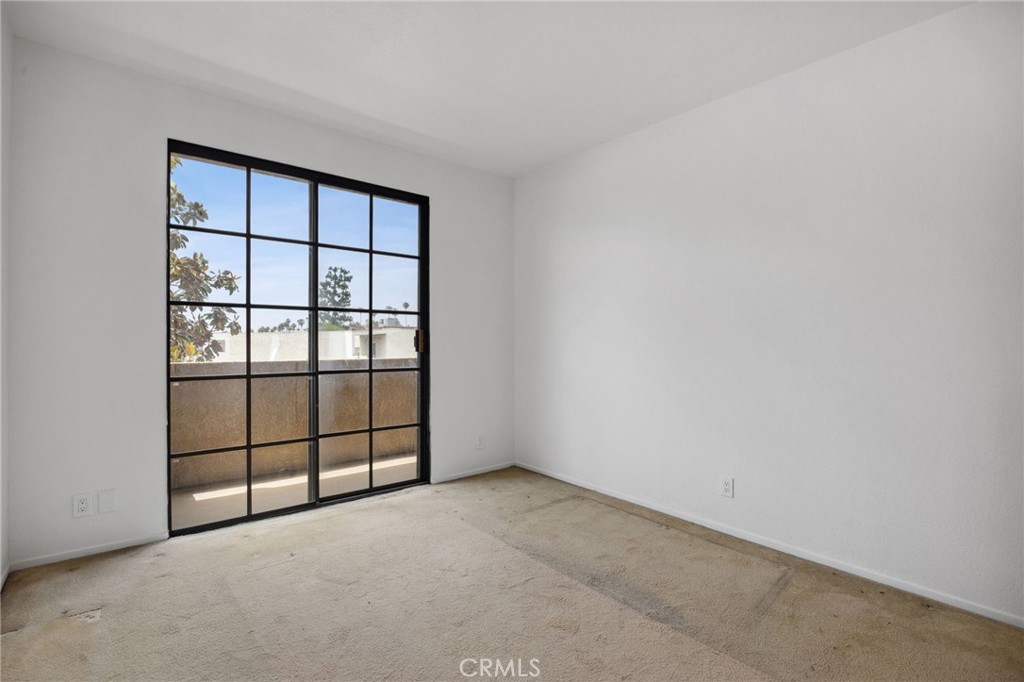 221 S Oak Knoll Avenue 308