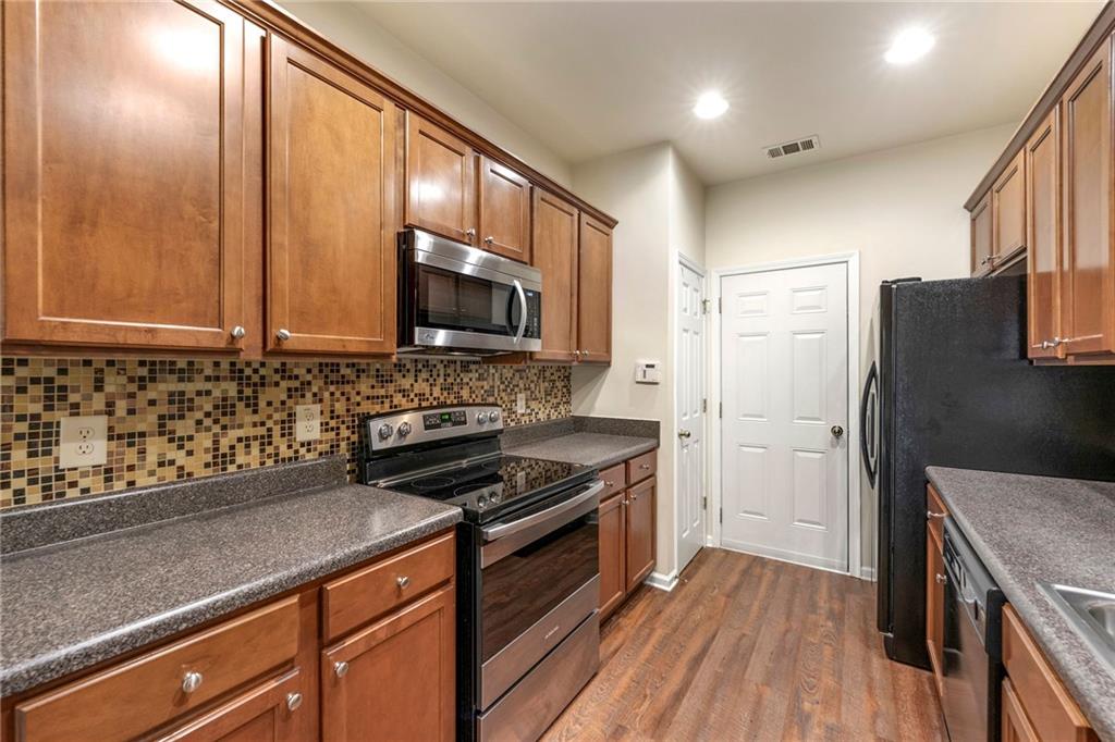 3329 Thornbridge Drive