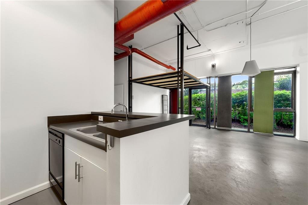 120 Ralph Mcgill Boulevard NE Unit 103