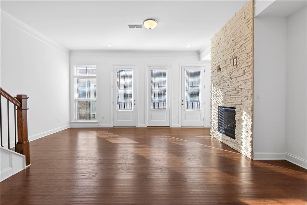 1752 Morningtide Lane NE