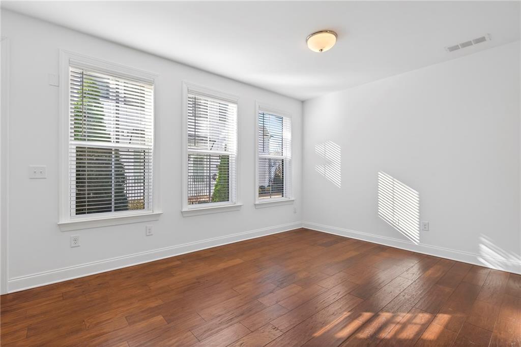 1752 Morningtide Lane NE