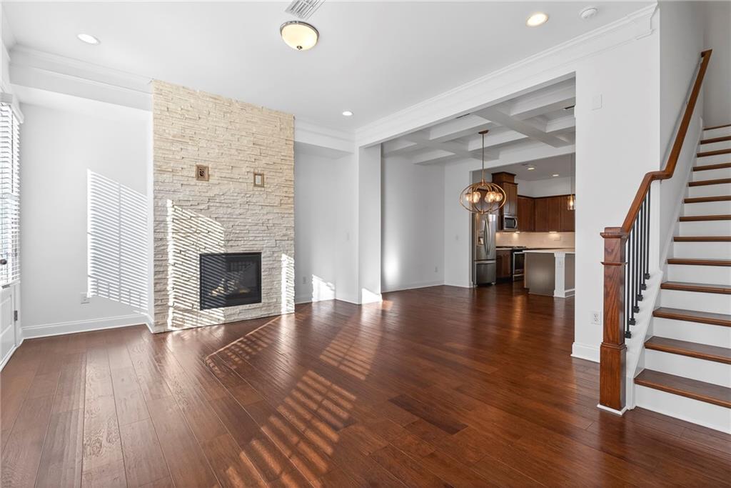 1752 Morningtide Lane NE