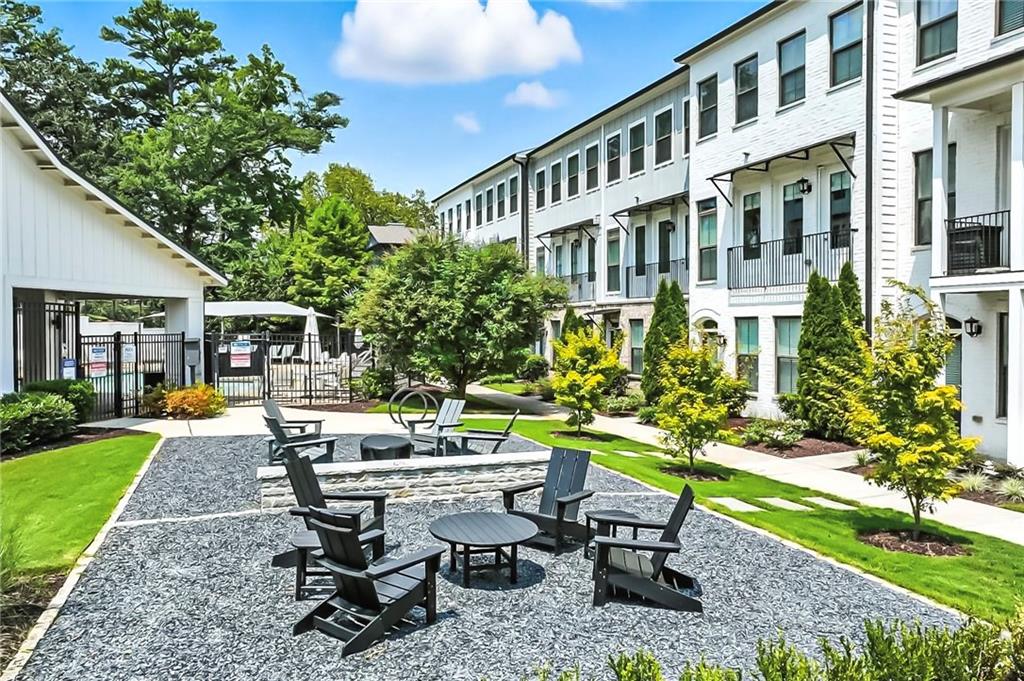 1752 Morningtide Lane NE