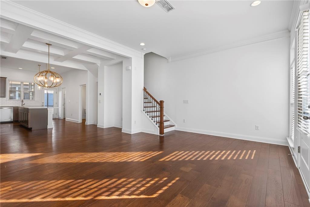 1752 Morningtide Lane NE