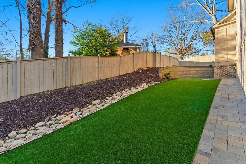 2131 Bellrick Road NW