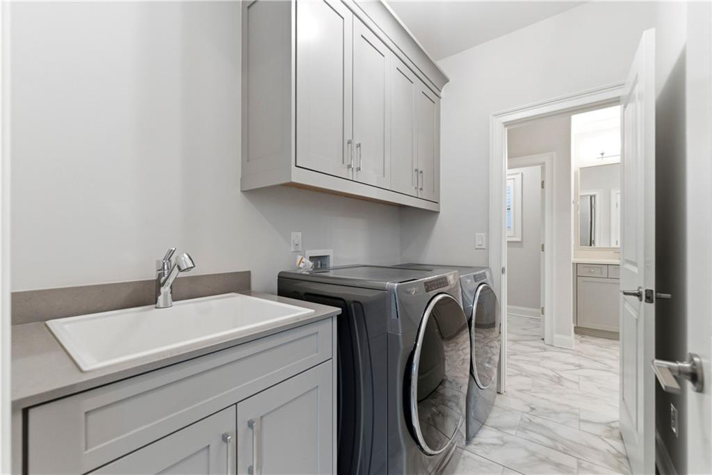 2131 Bellrick Road NW