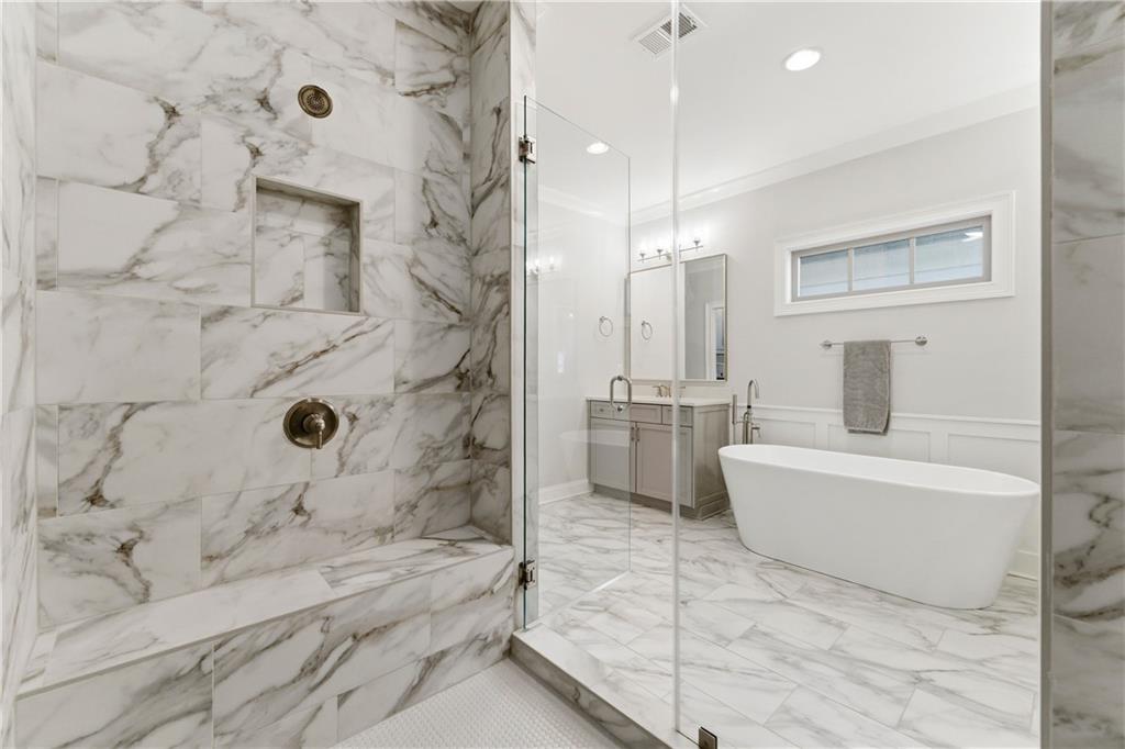 2131 Bellrick Road NW