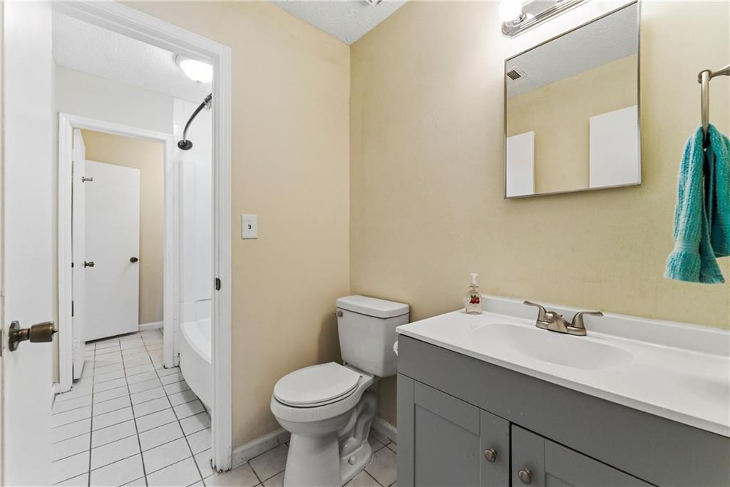 1448 Pine Log Road NE Unit B