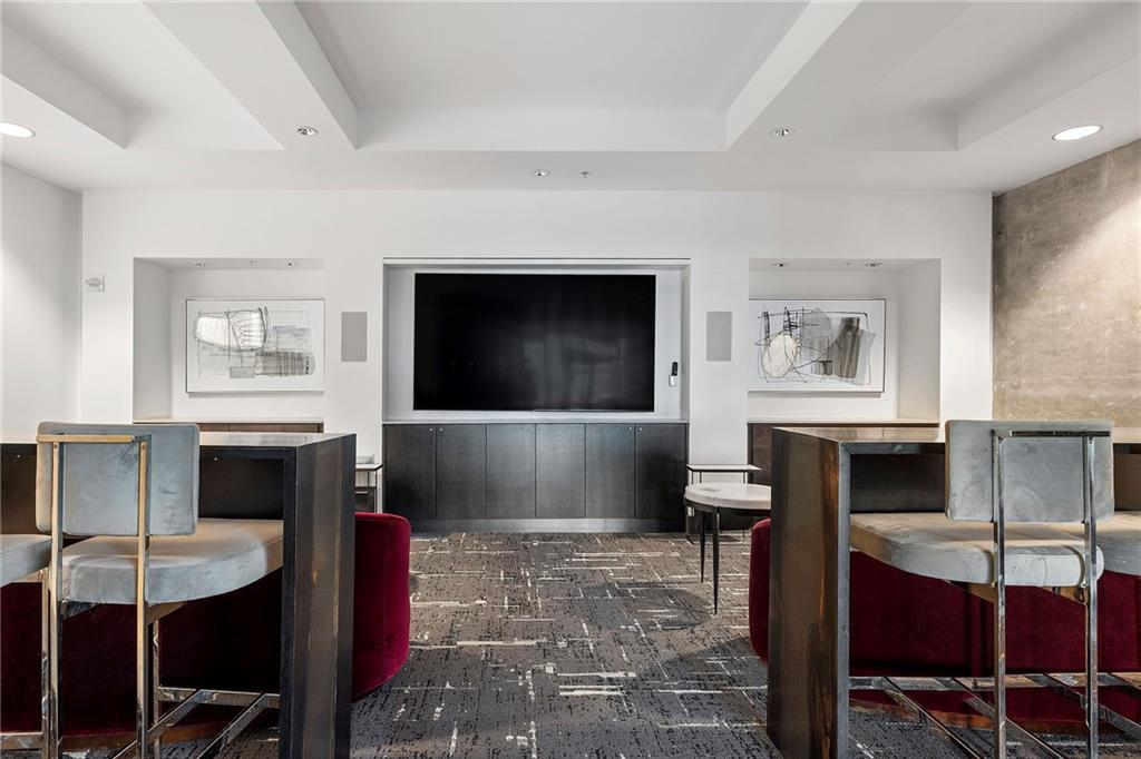 400 W Peachtree Street NW Unit 2011