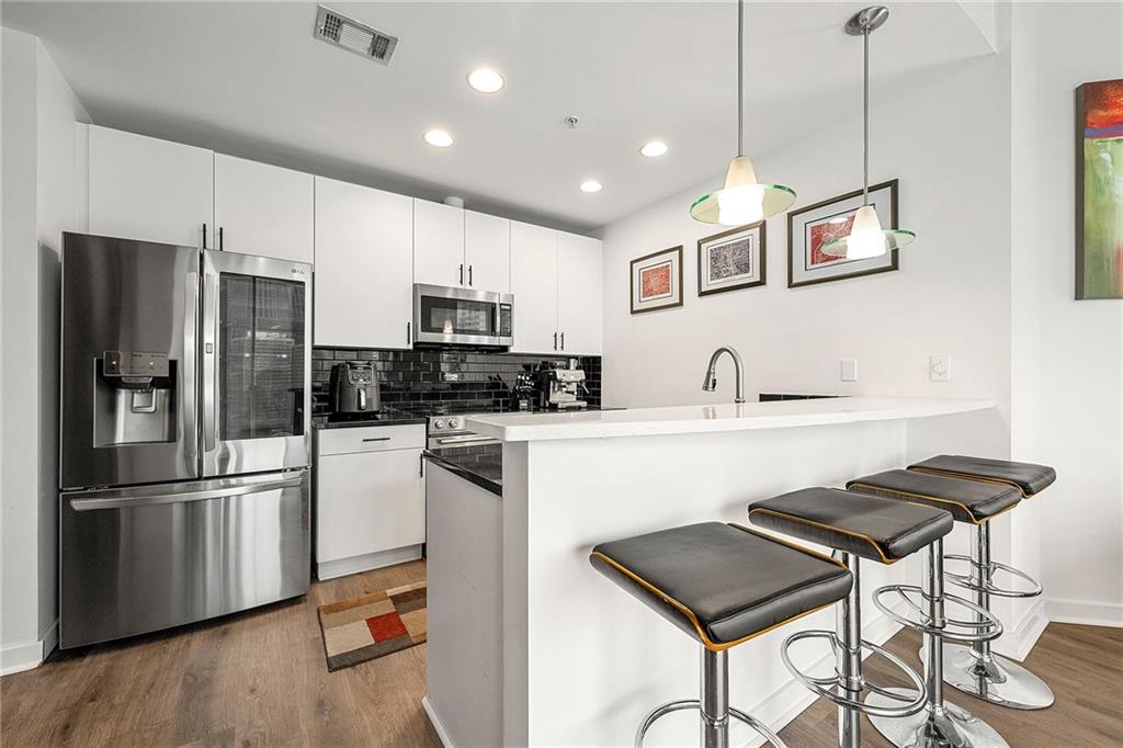 400 W Peachtree Street NW Unit 2011