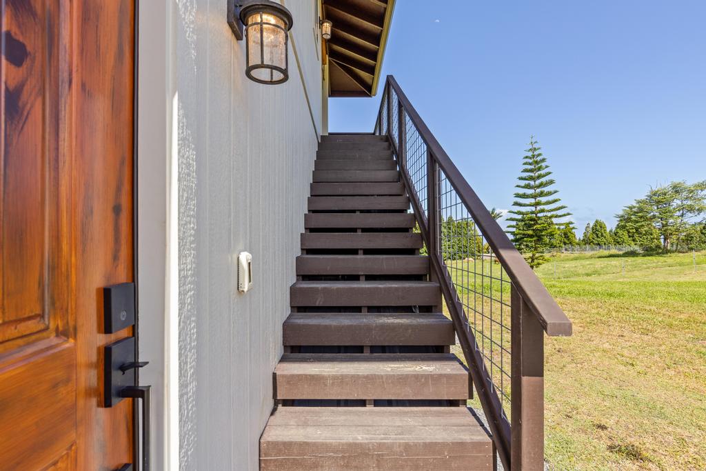 29-2584 KAIWIKI HOMESTEAD RD