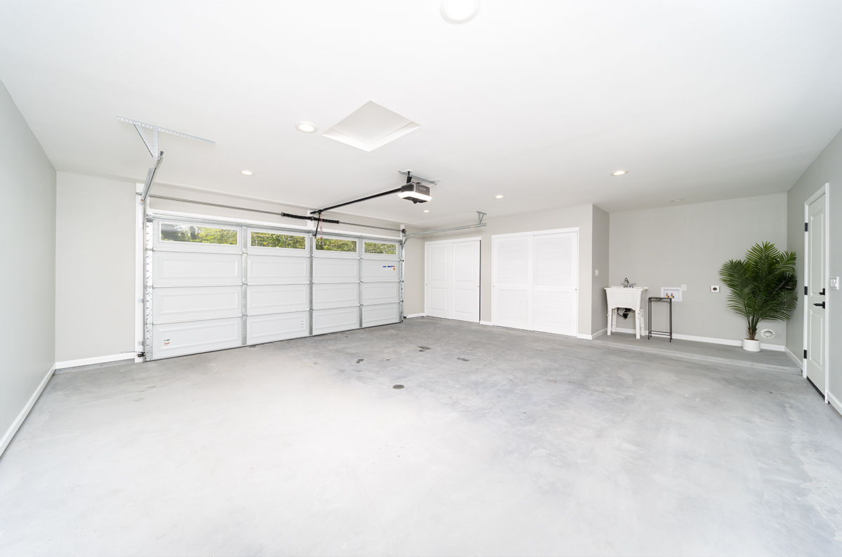 15-1987 27TH AVE