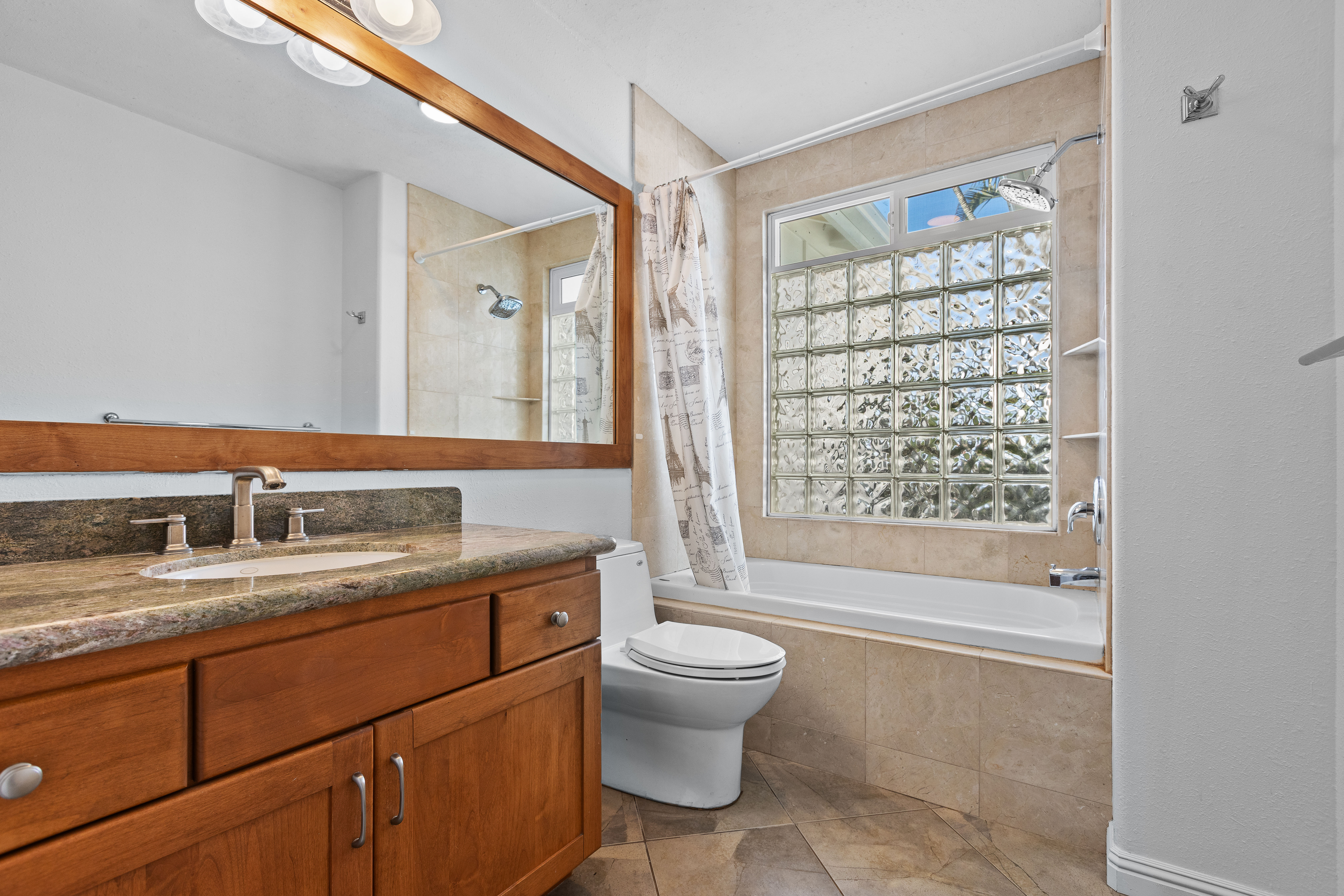 75-1069-A KAMALANI ST