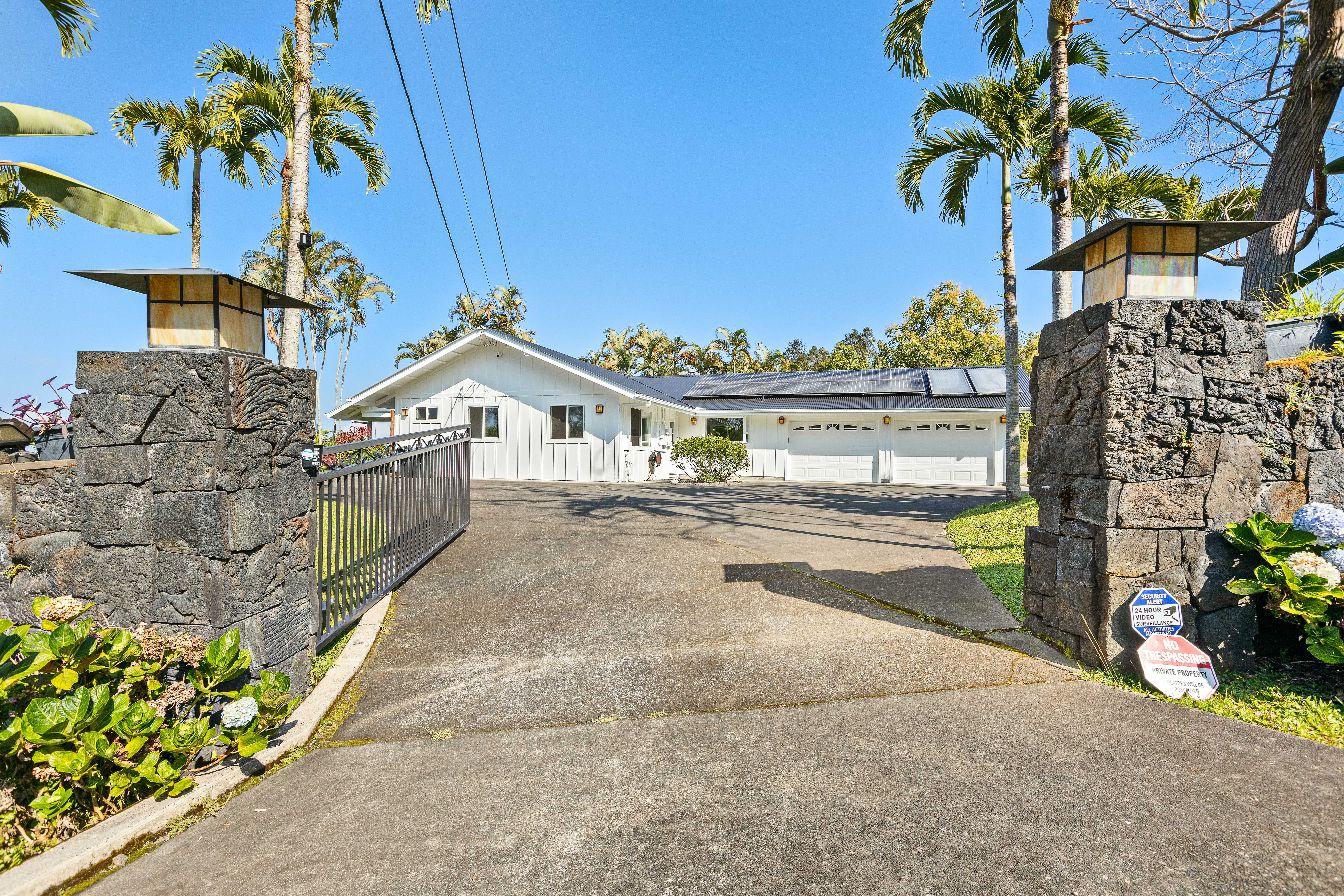 75-1069-A KAMALANI ST