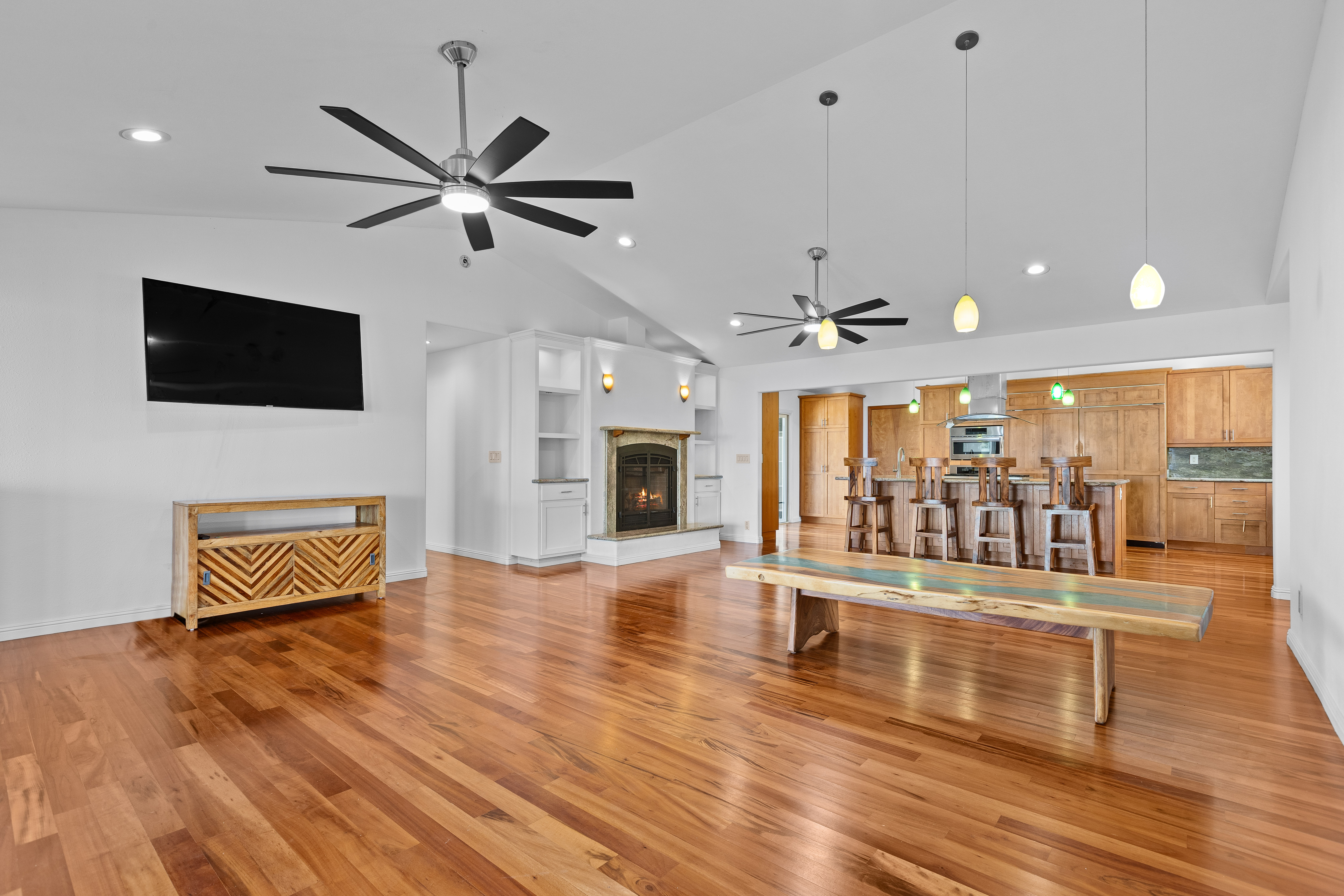 75-1069-A KAMALANI ST