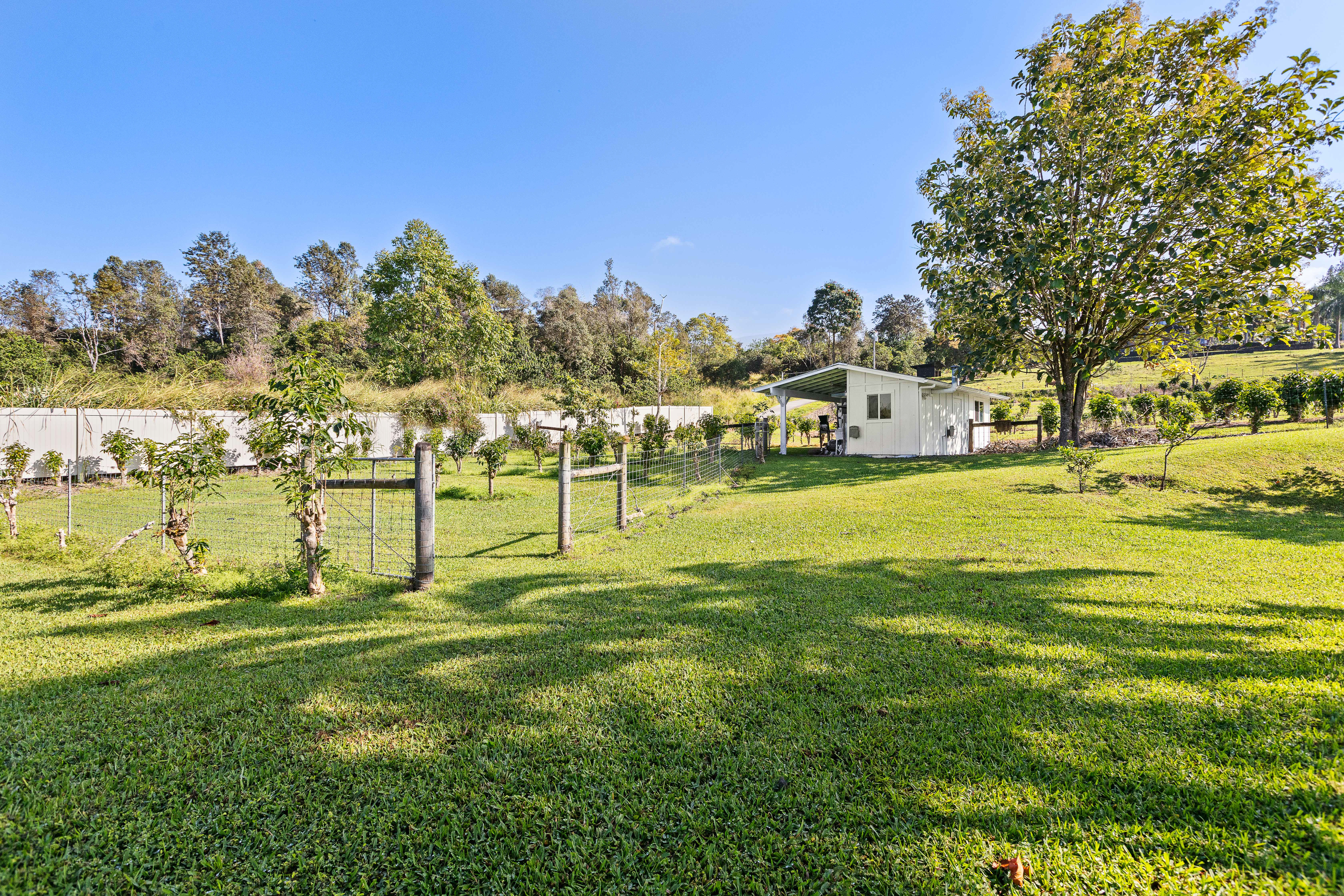 75-1069-A KAMALANI ST