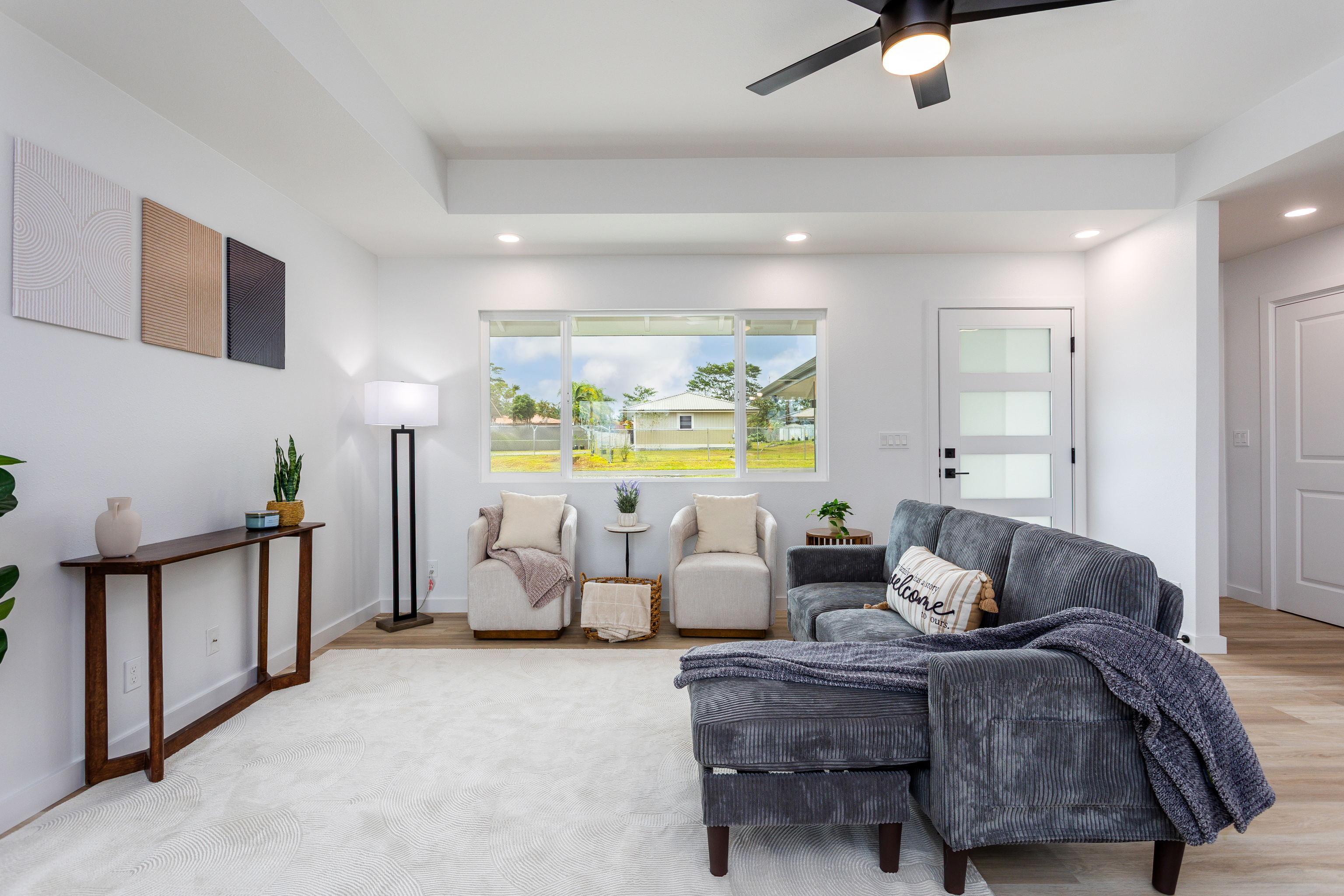 16-2083 MAUNA KEA DR