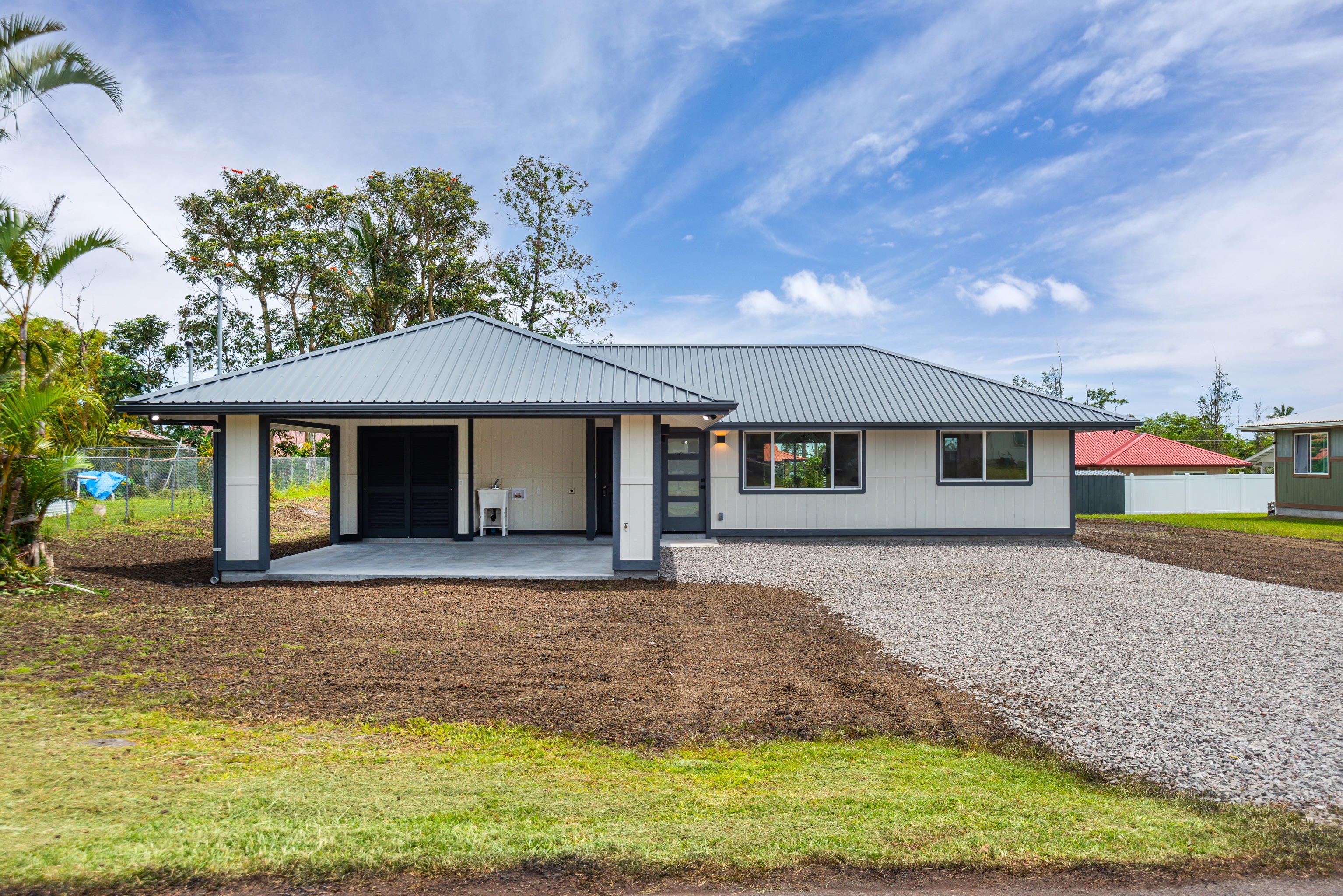 16-2083 MAUNA KEA DR