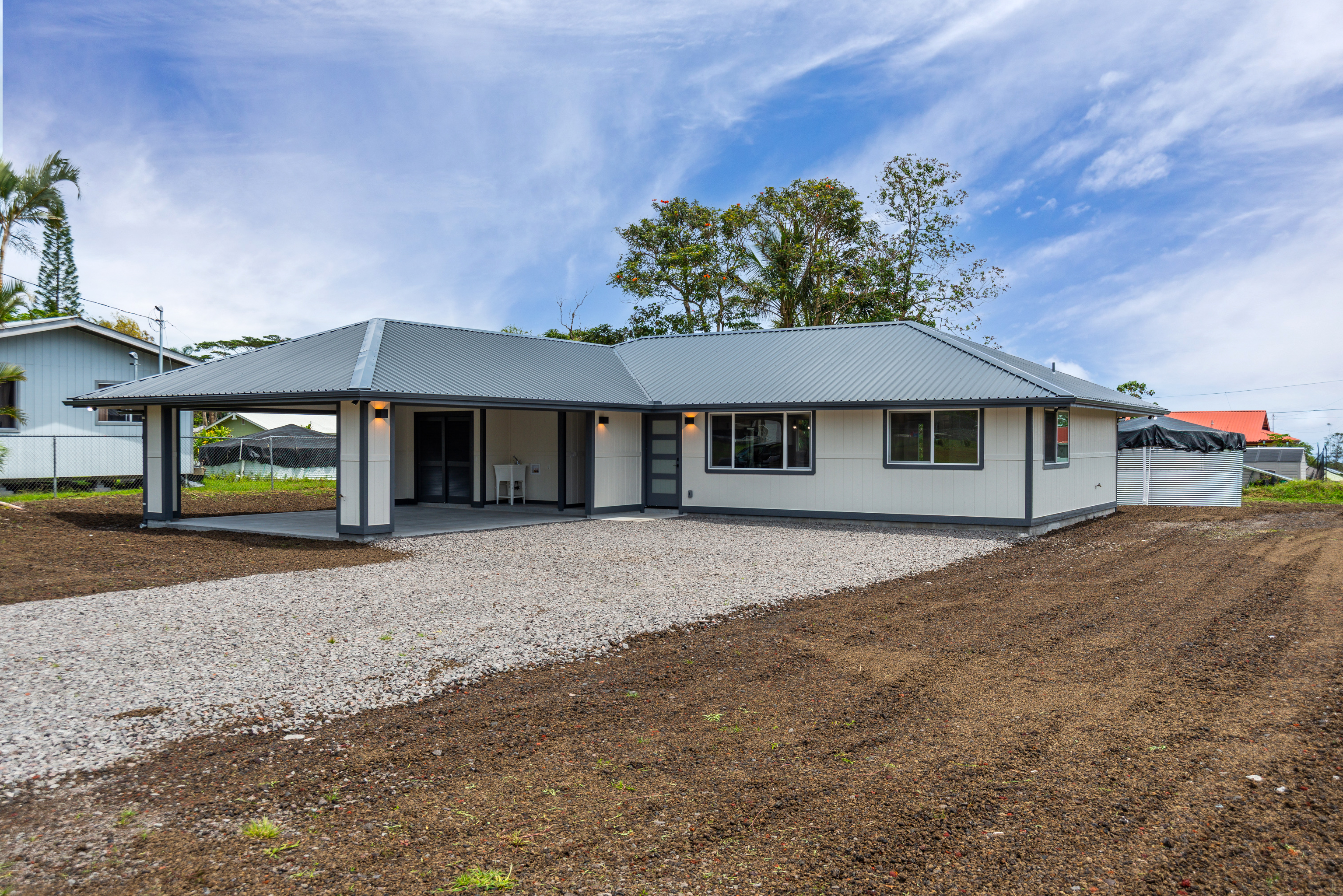 16-2083 MAUNA KEA DR